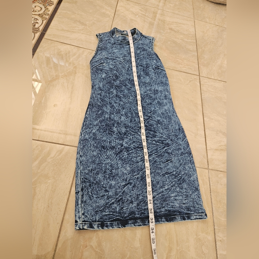 Forever 21 Denim Dress Size Small - Picture 7 of 9